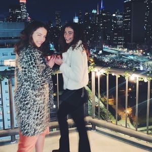 Meet your Posher, Caroline